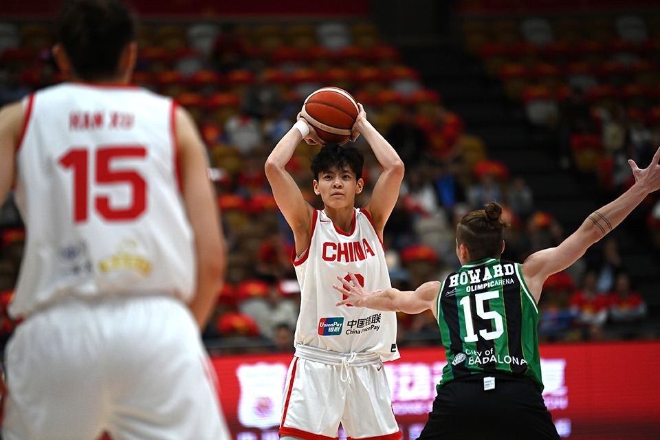 队员们的战术水平及默契配合得到明显提升